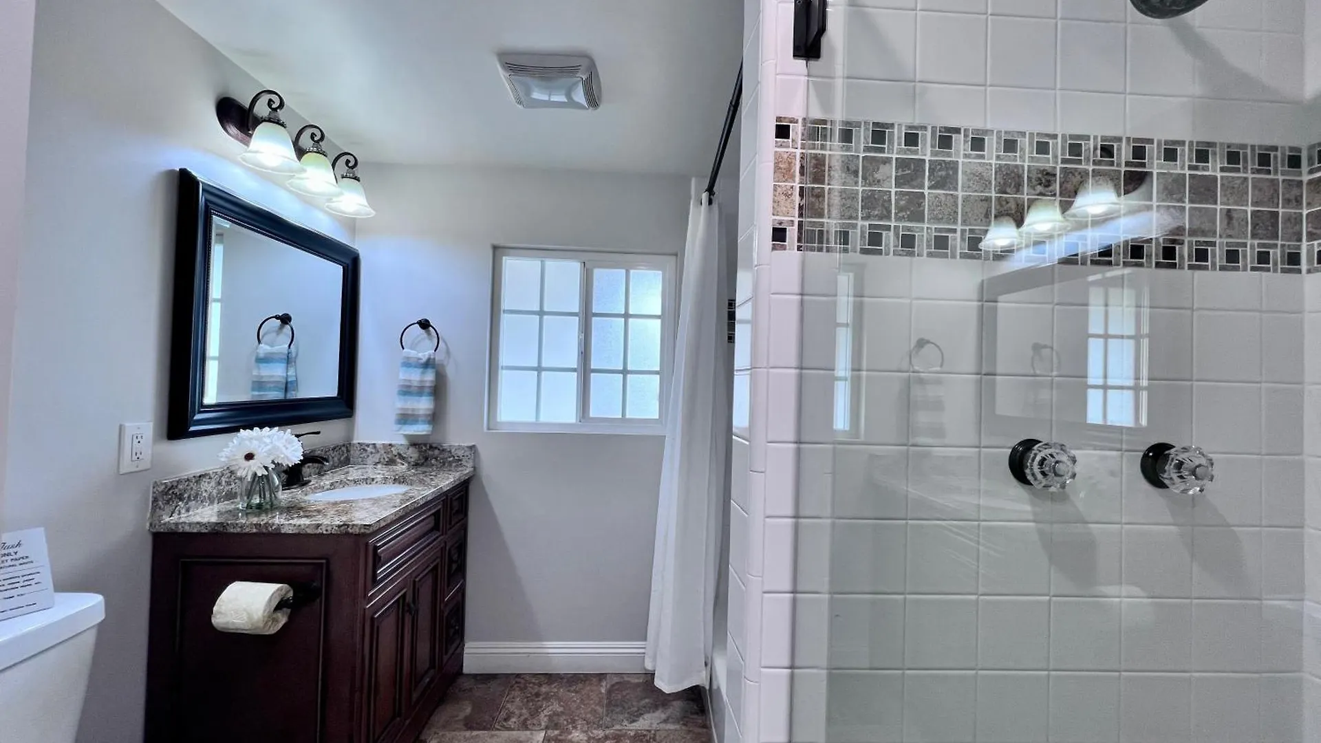 Dazzling 5 Bedroom Pool Home 1/4 Mile To Disney Anaheim Dom wakacyjny
