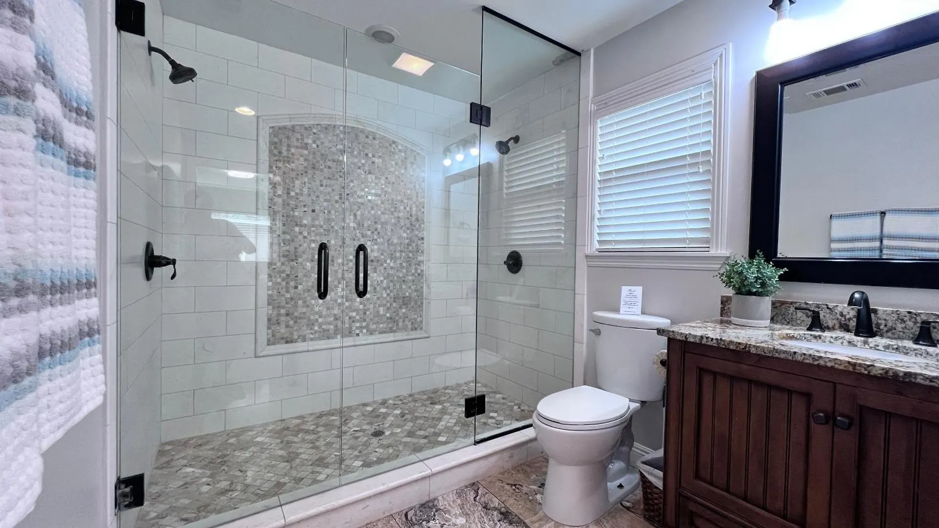 Dazzling 5 Bedroom Pool Home 1/4 Mile To Disney Anaheim