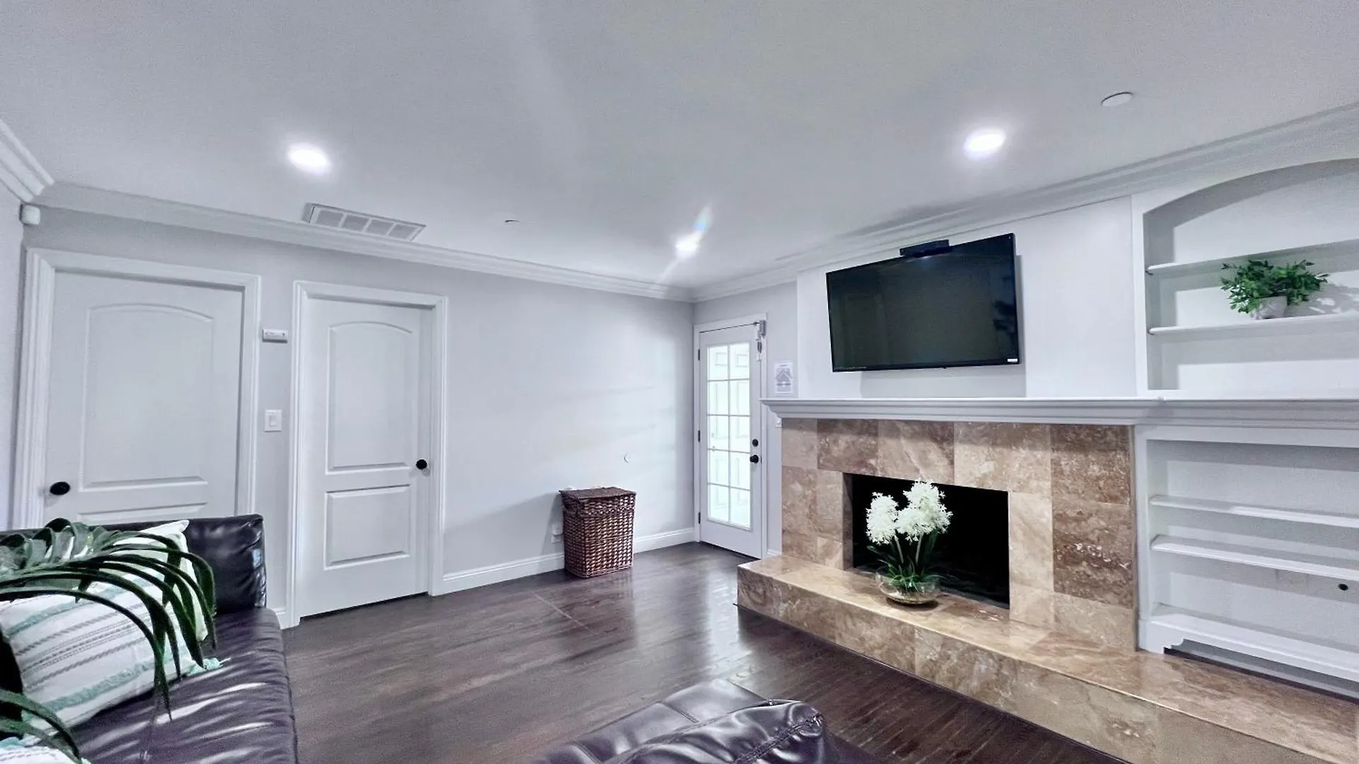 Dazzling 5 Bedroom Pool Home 1/4 Mile To Disney Anaheim Estados Unidos